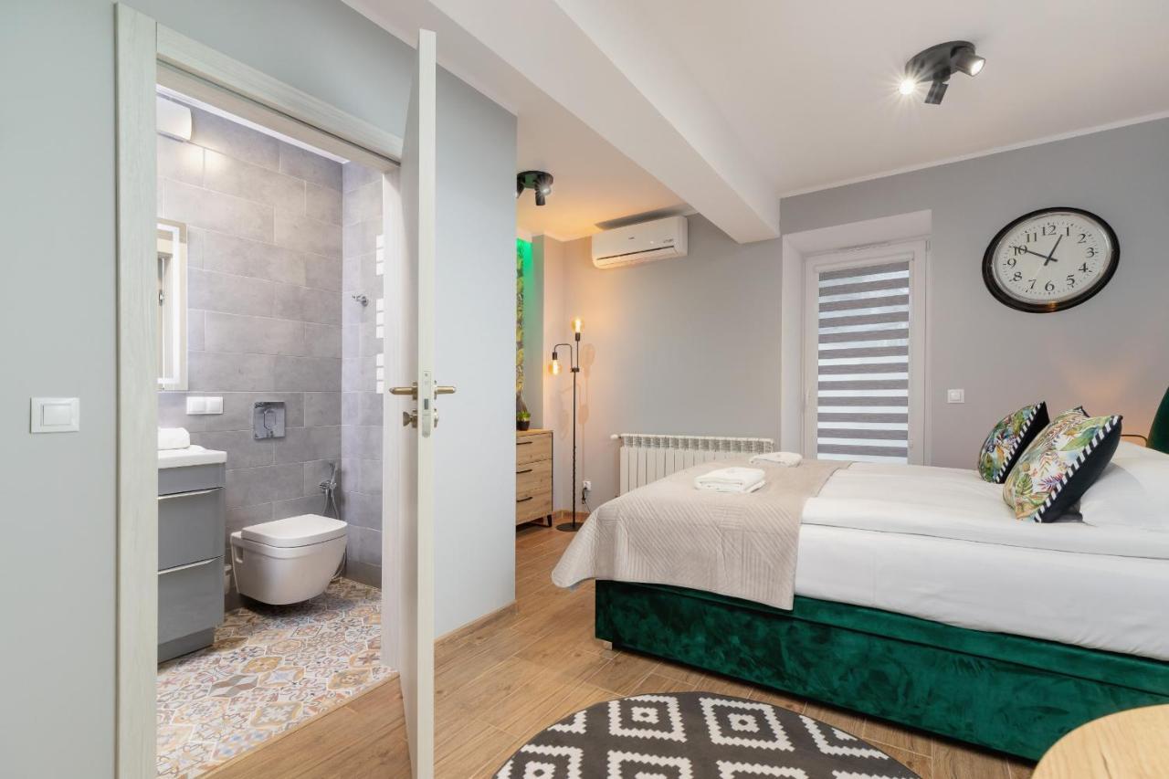 Underground Apartments Kielecka Rondo Mogilskie By Noclegi Renters Cracovia Esterno foto