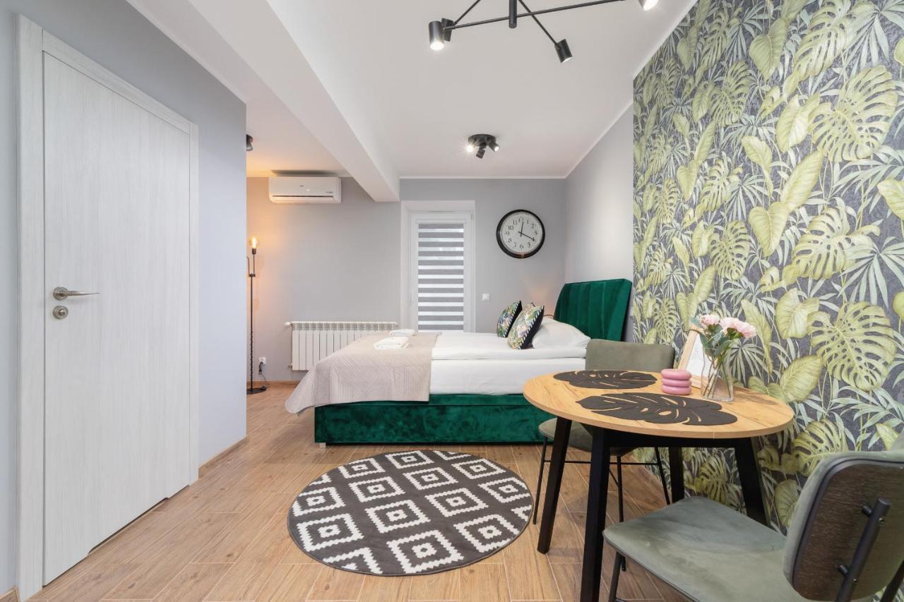 Underground Apartments Kielecka Rondo Mogilskie By Noclegi Renters Cracovia Esterno foto