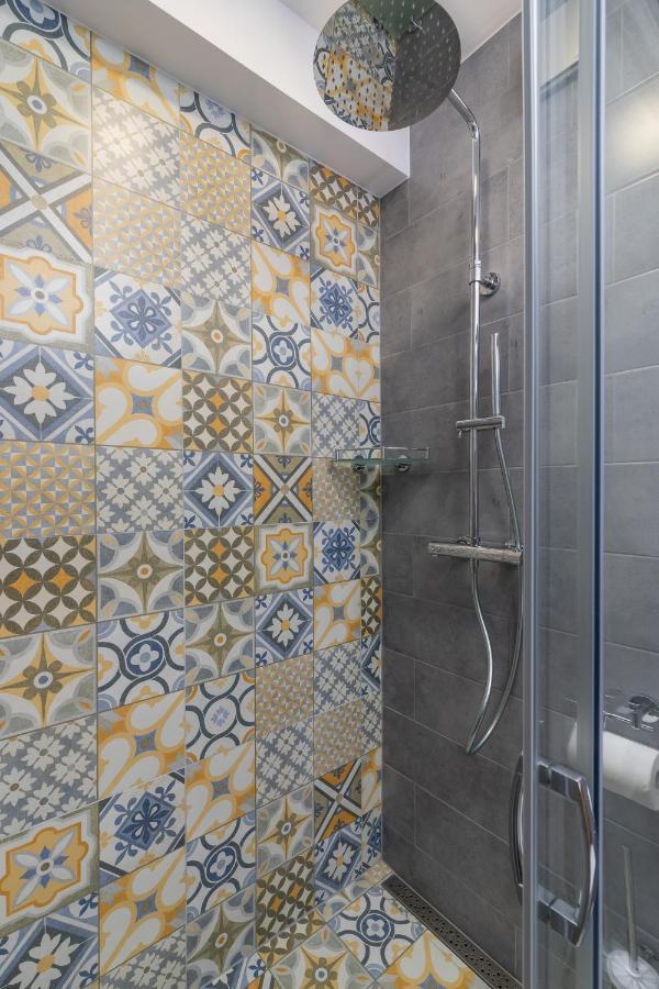 Underground Apartments Kielecka Rondo Mogilskie By Noclegi Renters Cracovia Esterno foto