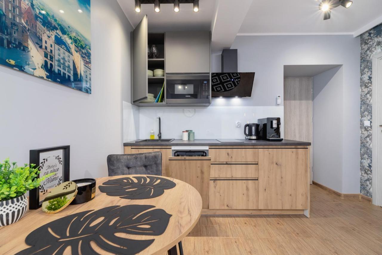 Underground Apartments Kielecka Rondo Mogilskie By Noclegi Renters Cracovia Esterno foto